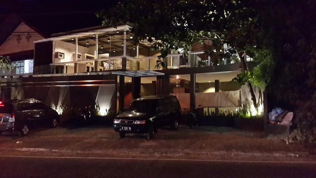 White Rock Lodge นูซาดูอา ภายนอก รูปภาพ