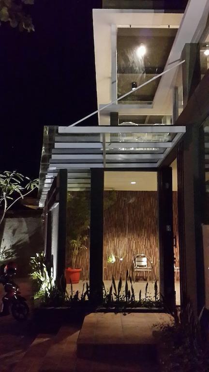 White Rock Lodge นูซาดูอา ภายนอก รูปภาพ